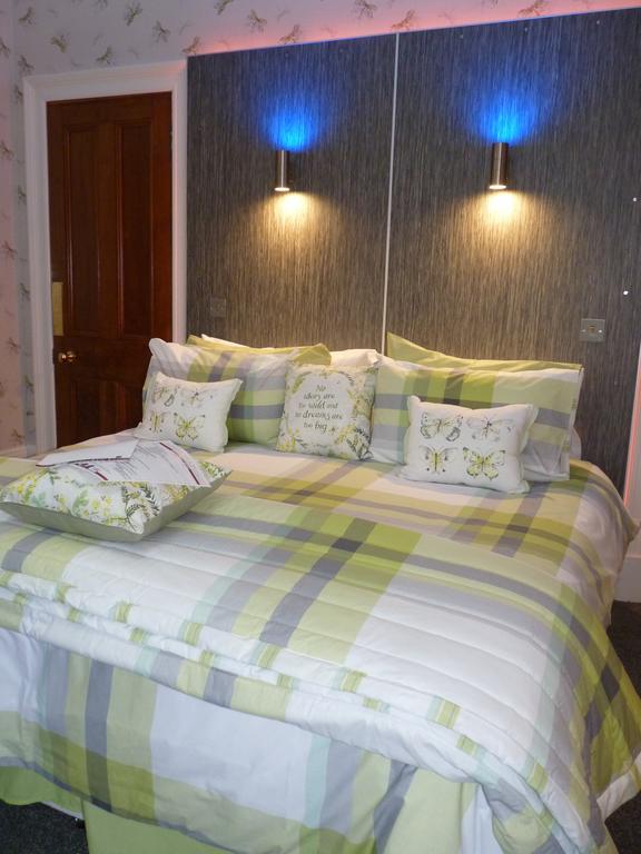 Muirholm Bed And Breakfast Paisley Oda fotoğraf
